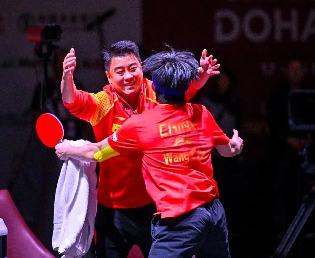 包含法国队力克瑞典队，王皓刷新纪录的词条