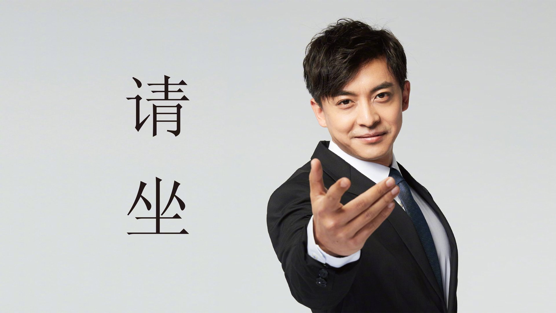 开云体育登录-天神降临！詹姆斯超神指挥跨联赛碾压，鹈鹕加时险胜揭秘战术革命