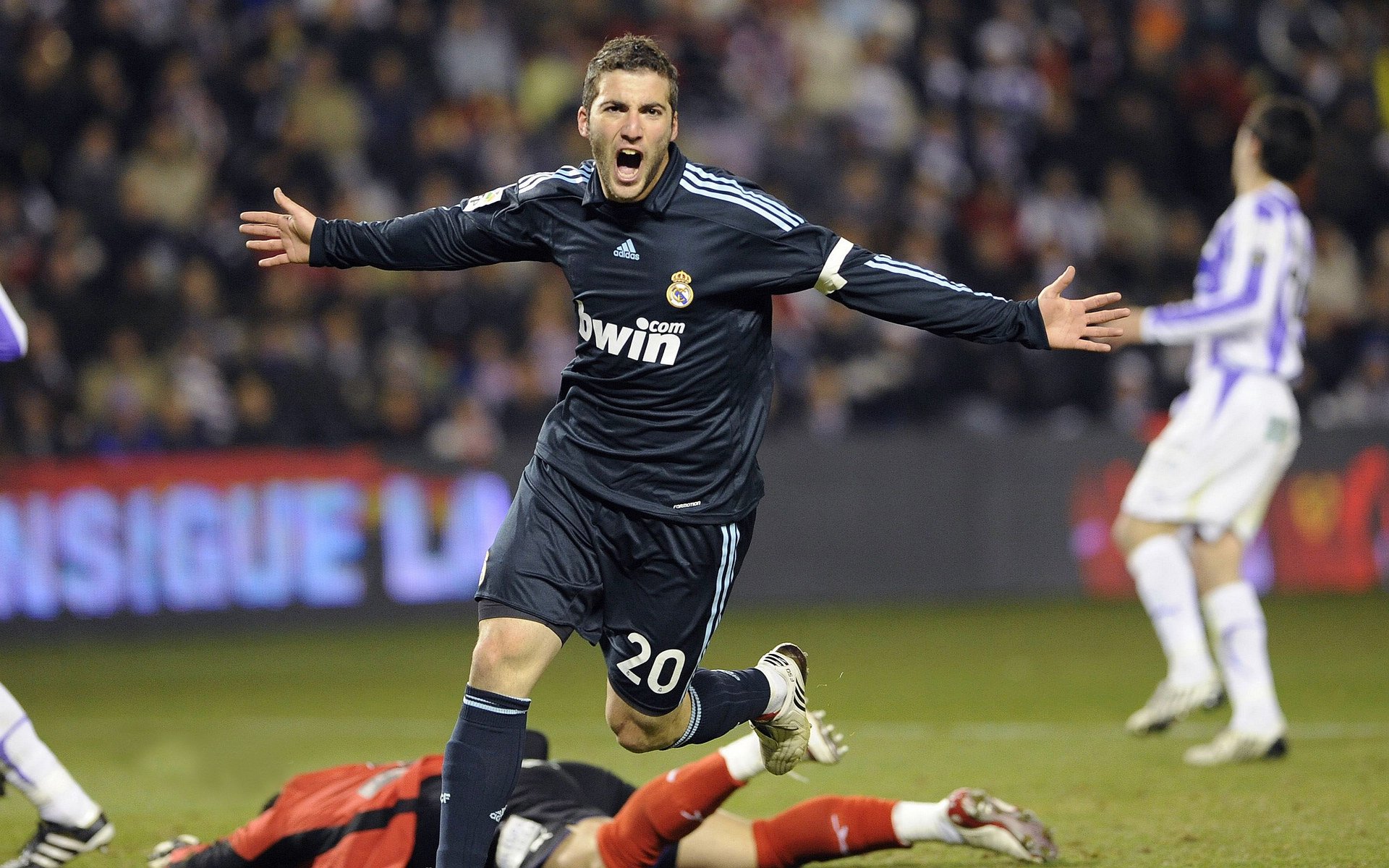 楚阿梅尼,何止于评分拉满?