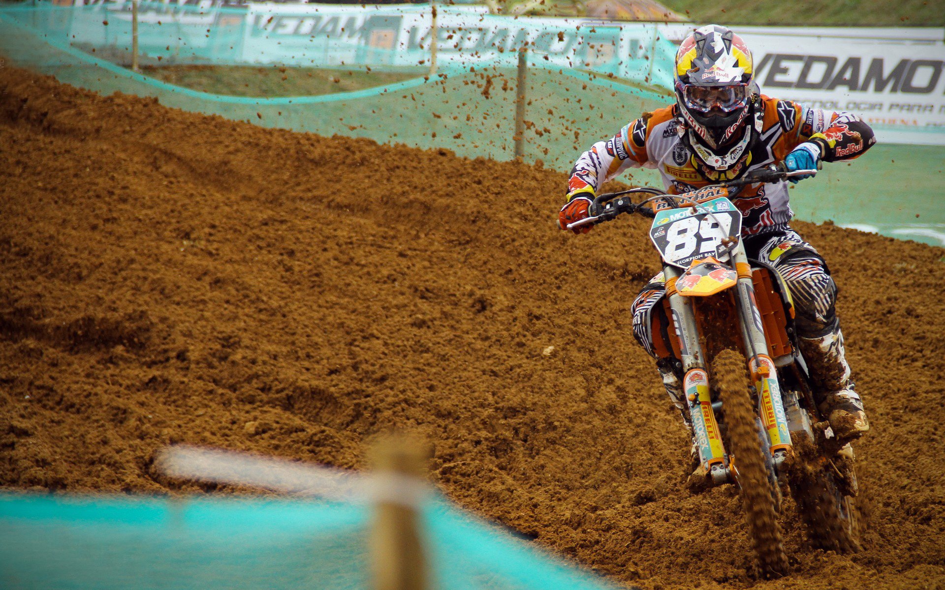 F1引擎轰鸣下的篮球圣殿，当班凯罗在拉斯维加斯之夜化身末节战神